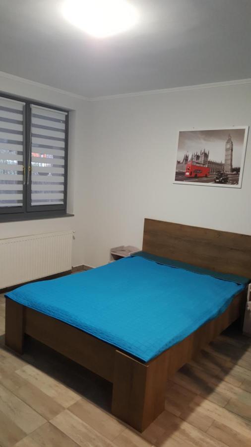 Illaberek Apartmanok Hajdúszoboszló المظهر الخارجي الصورة
