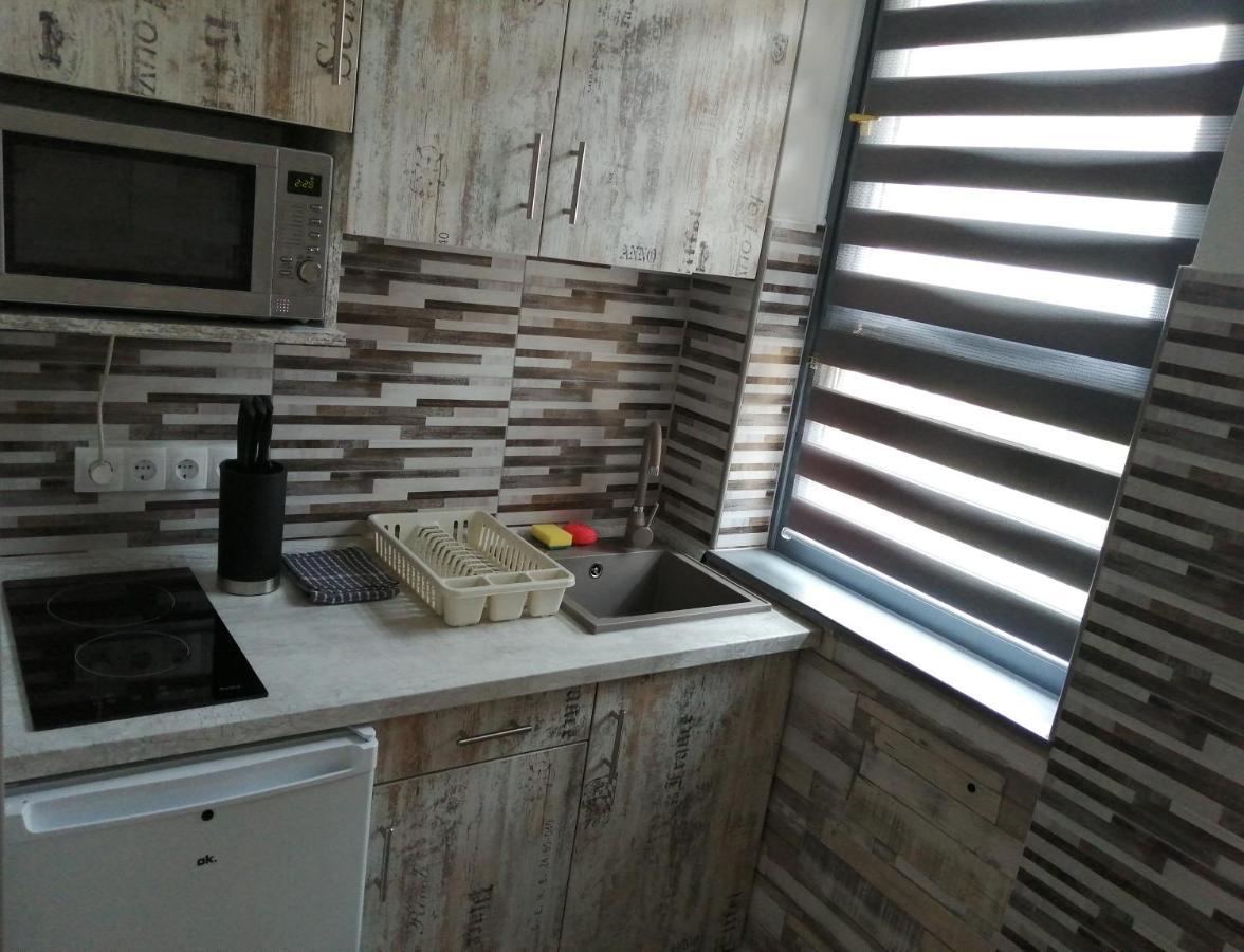 Illaberek Apartmanok Hajdúszoboszló المظهر الخارجي الصورة