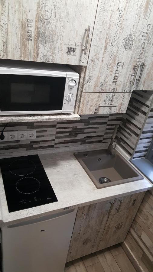 Illaberek Apartmanok Hajdúszoboszló المظهر الخارجي الصورة